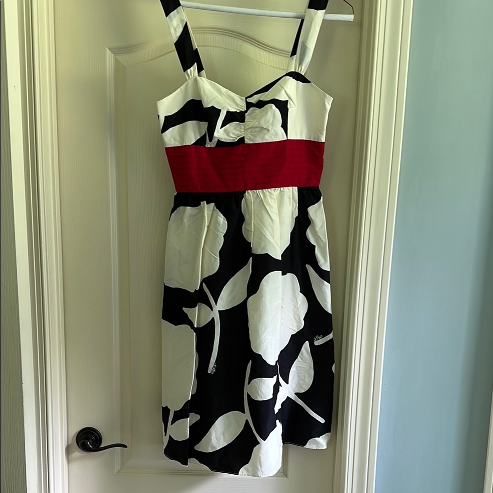 Vintage Lilly Pulitzer Black/Ivory Floral Dress w Red Trim SZ 8
